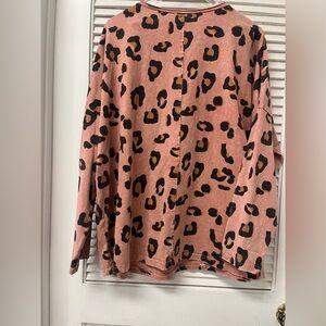 EASEL✨1X✨Women's Pink Leopard Print Long Sleeve Pullover